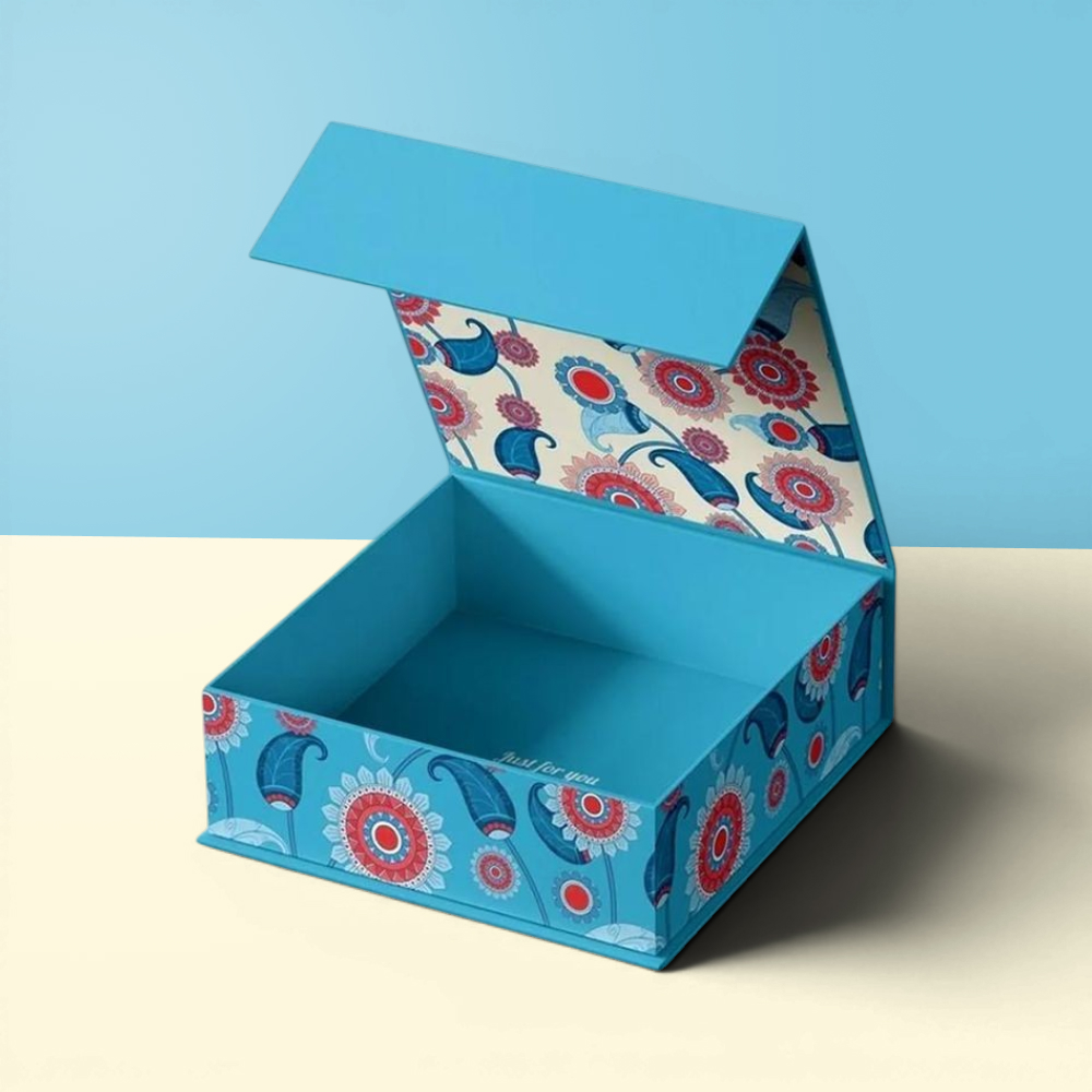 Custom Magnetic Closure Rigid Boxes